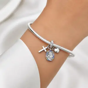 Guadelupe Medaillon virgin Mary wear at woman wrist